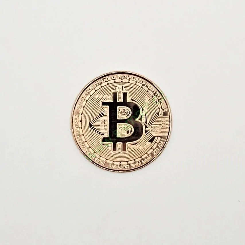 Měděná mince Bitcoin